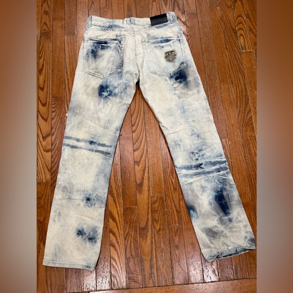 Men's Distressed Blue and White Jeans - Picture 4 of 16